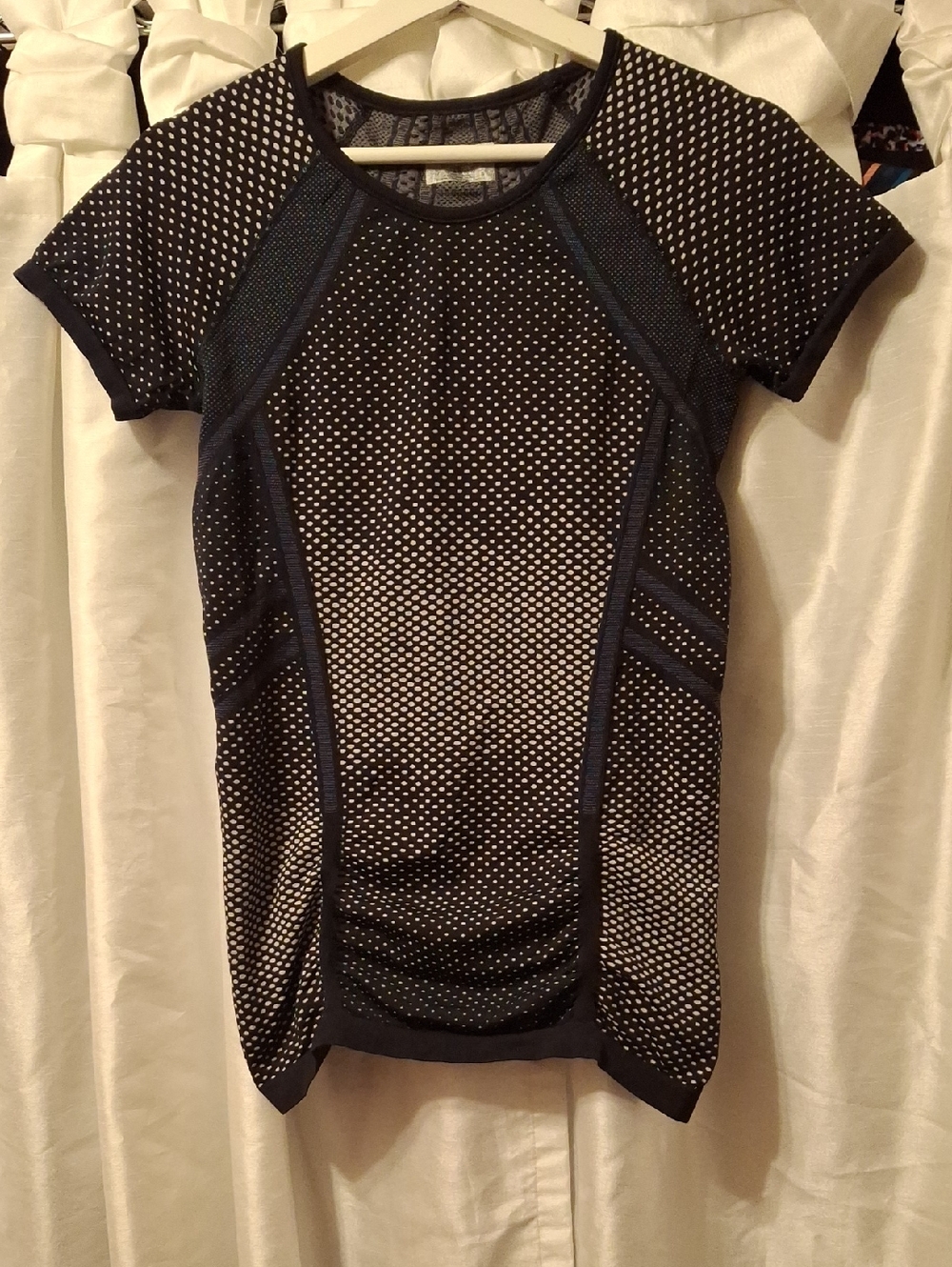 Athleta Heathered Navy Gray Knit Top -